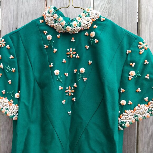 Vintage 60s Dress "Fashion Centre" Green Beaded Daisy 32"B 29"W - Picture 5 of 16